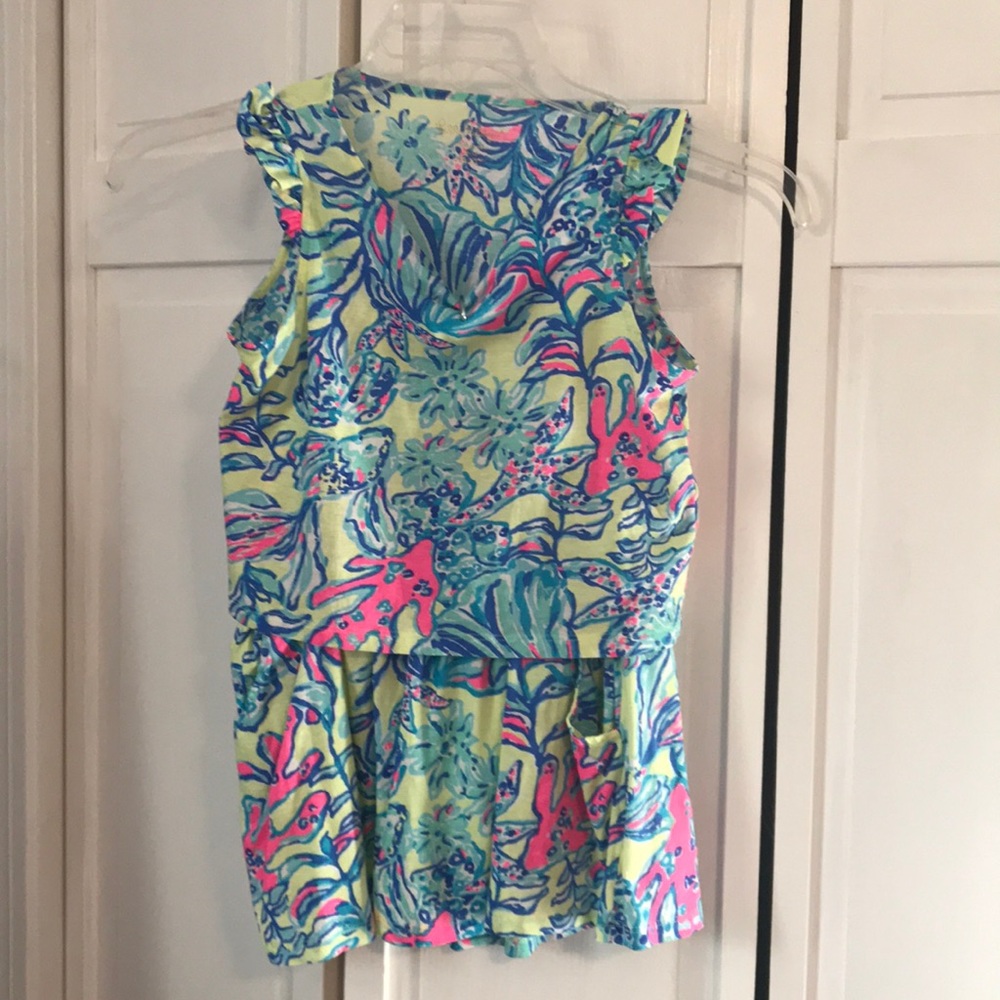 2 outfits for the price of 1!